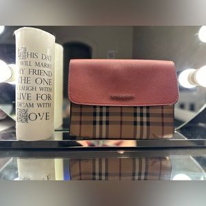 Vintage Burberry crossbody, clutch & shoulder bag